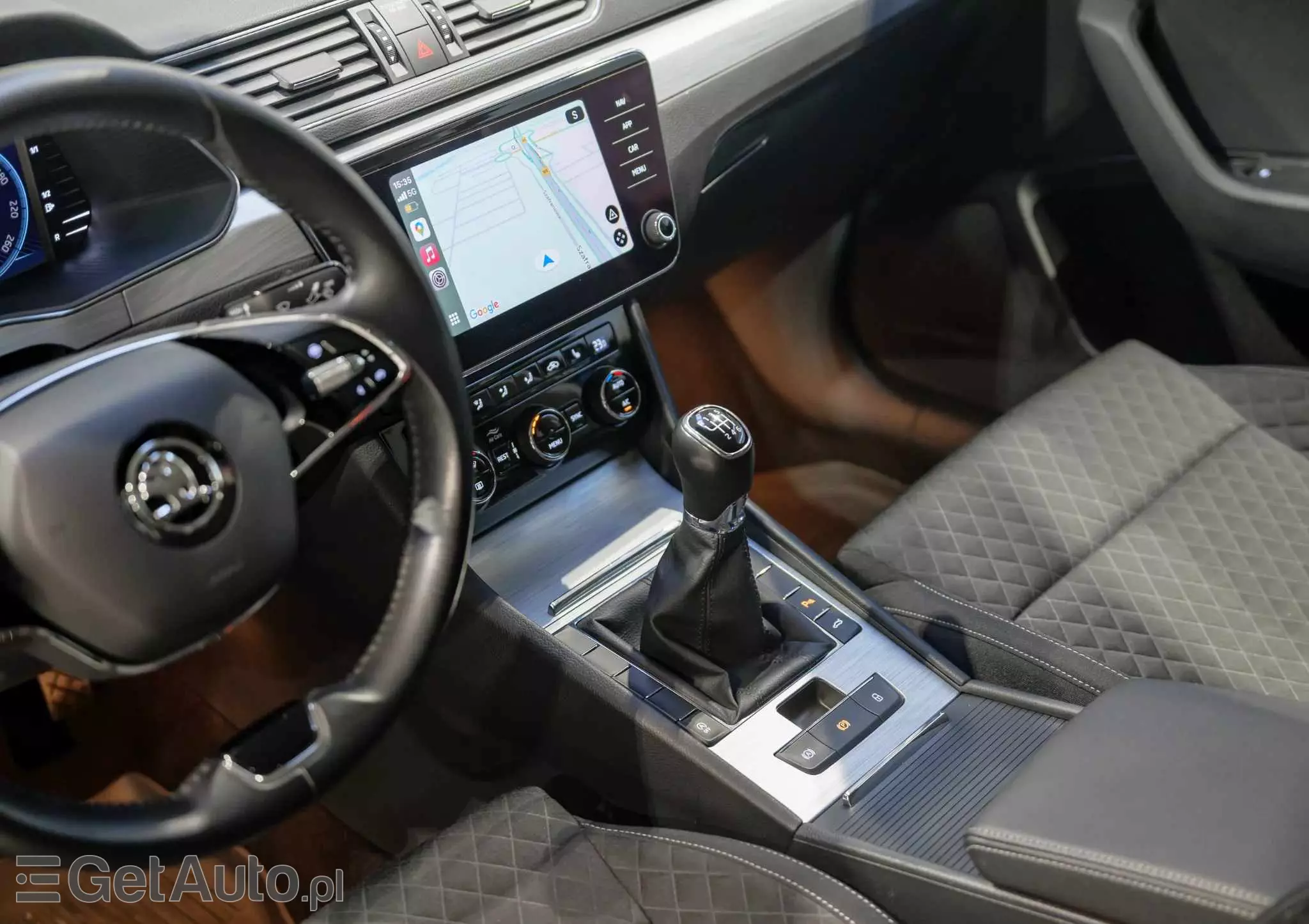 SKODA Superb 2.0 TDI SCR Ambition