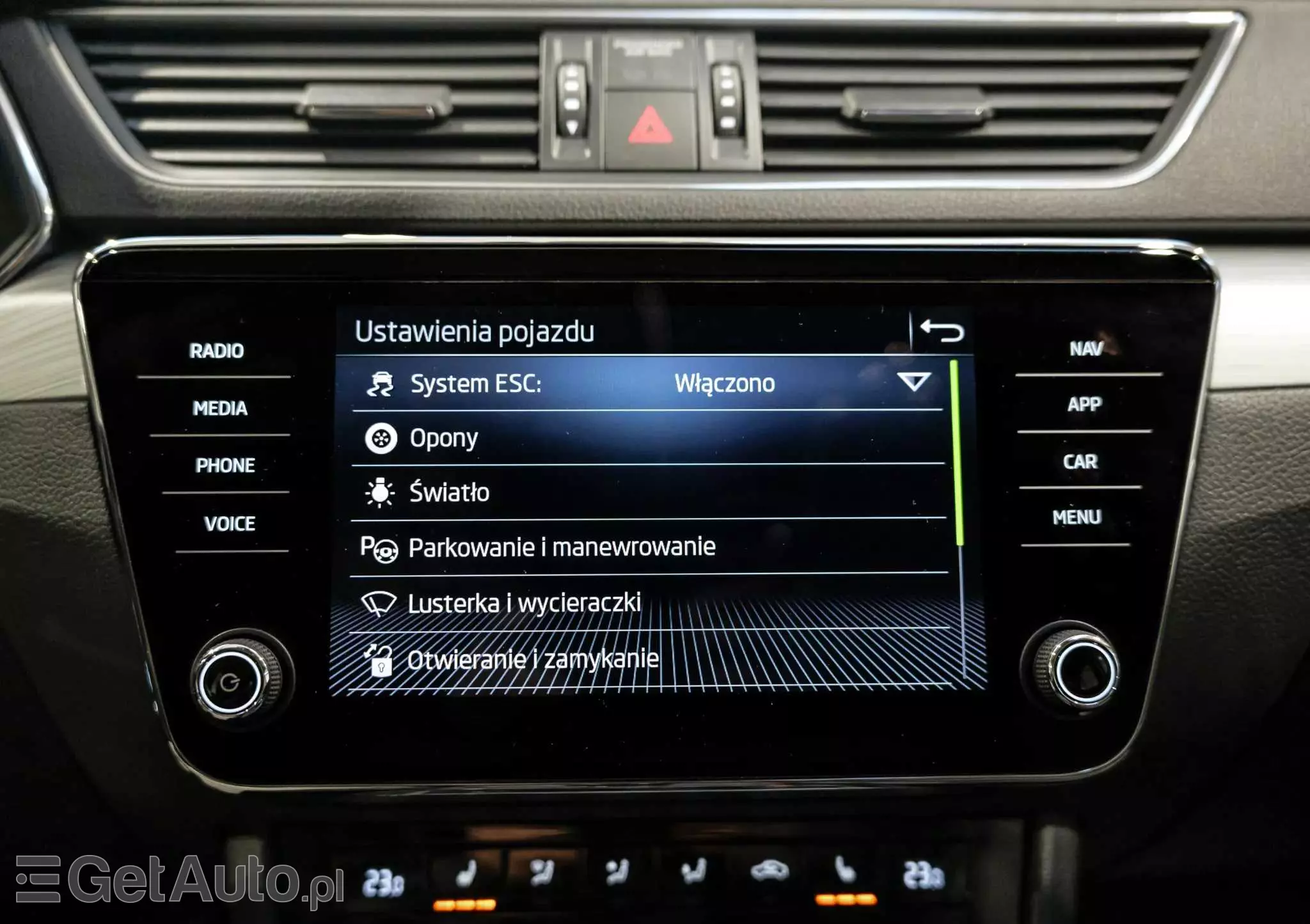 SKODA Superb 2.0 TDI SCR Ambition