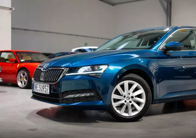 SKODA Superb 2.0 TDI SCR Ambition