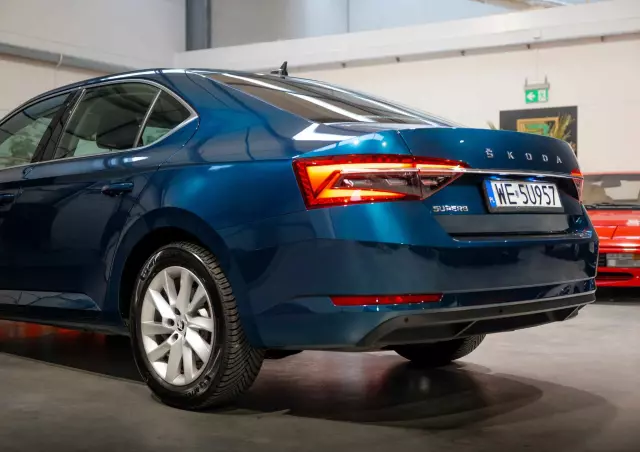 SKODA Superb 2.0 TDI SCR Ambition