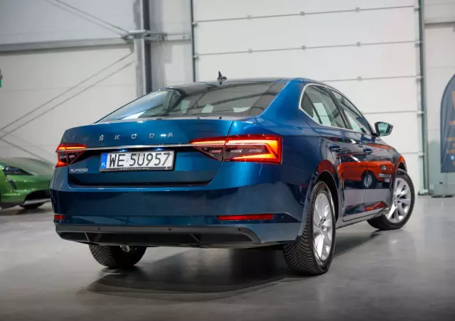 SKODA Superb 2.0 TDI SCR Ambition
