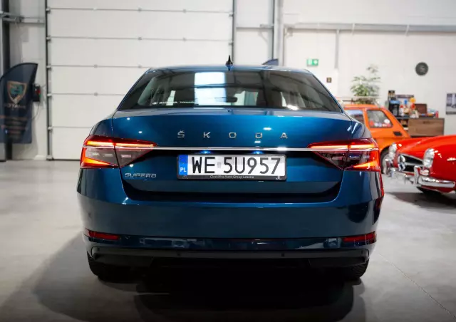 SKODA Superb 2.0 TDI SCR Ambition