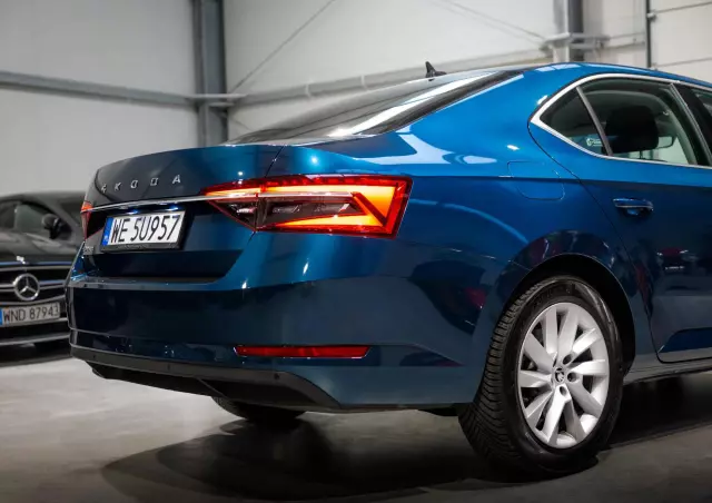 SKODA Superb 2.0 TDI SCR Ambition