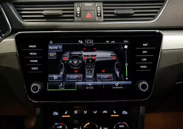 SKODA Superb 2.0 TDI SCR Ambition