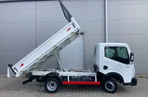 NISSAN Cabstar 