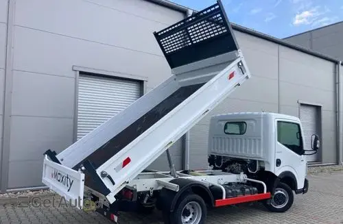 NISSAN Cabstar 