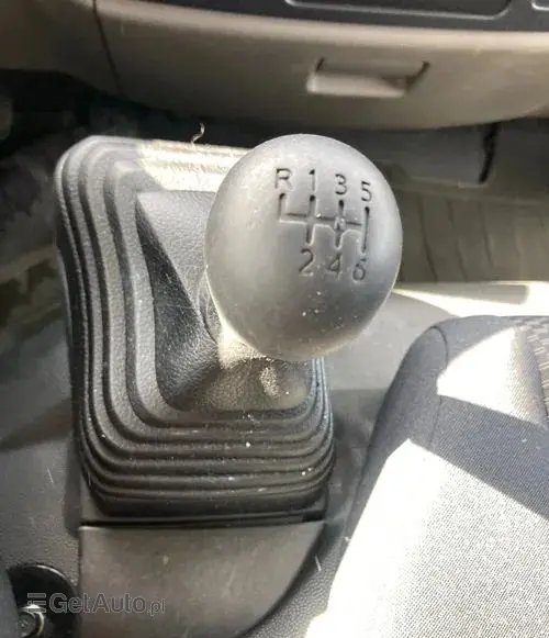 NISSAN Cabstar 