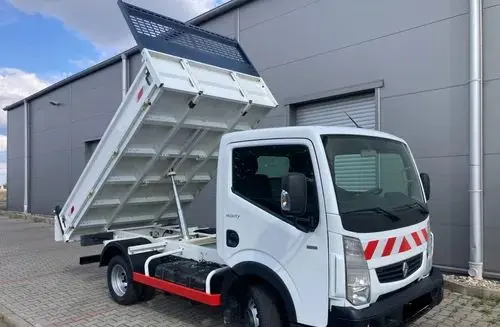 NISSAN Cabstar 