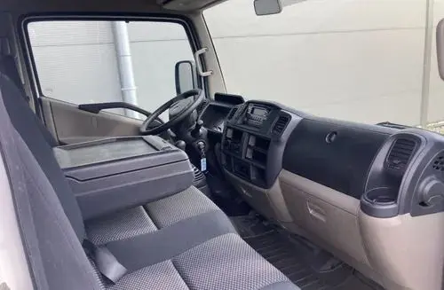 NISSAN Cabstar 