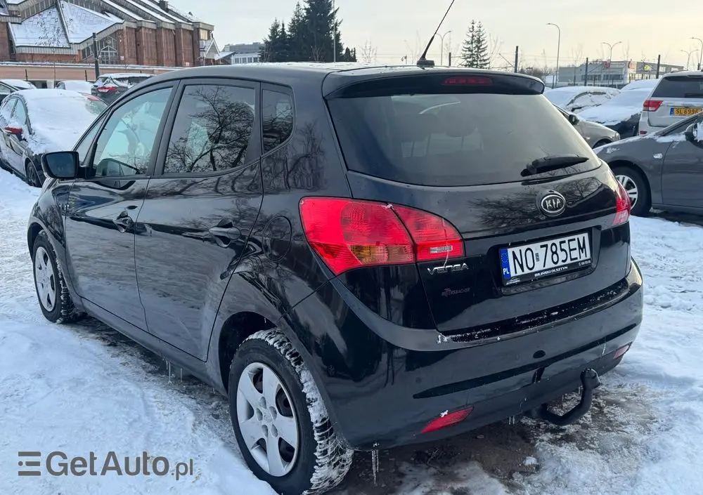 KIA Venga 1.6 CVVT Black Collection