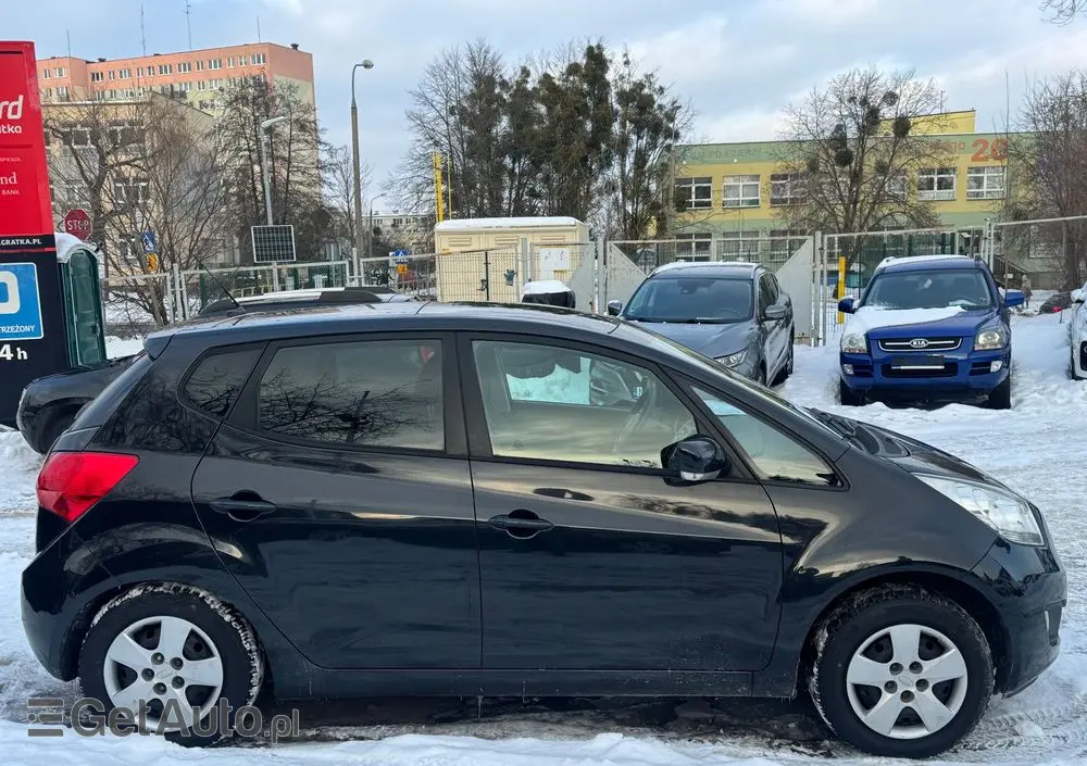 KIA Venga 1.6 CVVT Black Collection