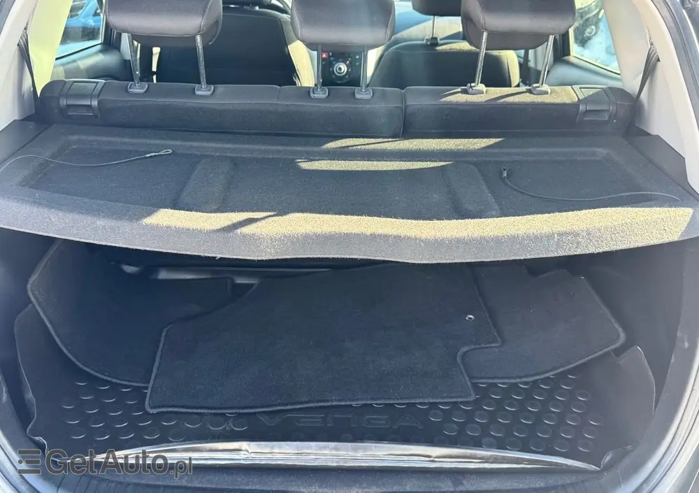 KIA Venga 1.6 CVVT Black Collection