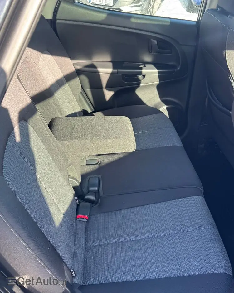 KIA Venga 1.6 CVVT Black Collection