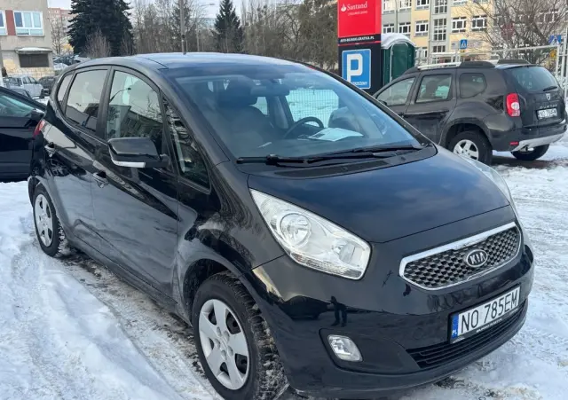 KIA Venga 1.6 CVVT Black Collection
