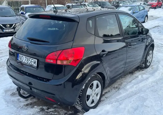 KIA Venga 1.6 CVVT Black Collection