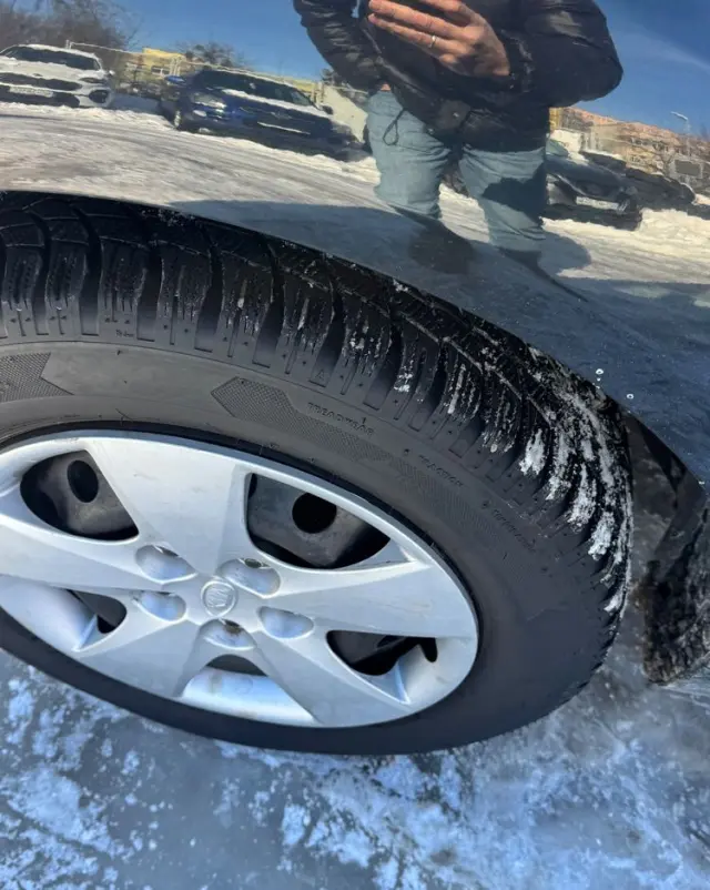 KIA Venga 1.6 CVVT Black Collection