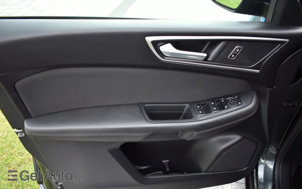 FORD S-Max 1.5 EcoBoost Titanium