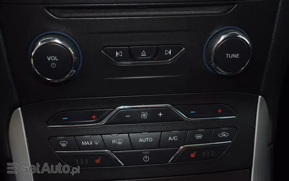 FORD S-Max 1.5 EcoBoost Titanium