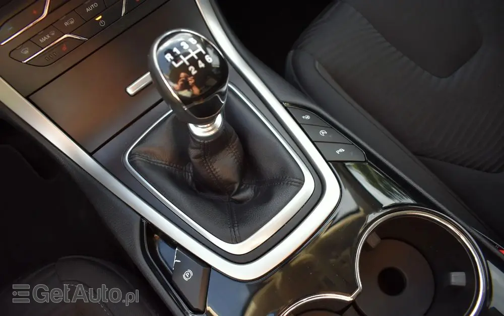 FORD S-Max 1.5 EcoBoost Titanium