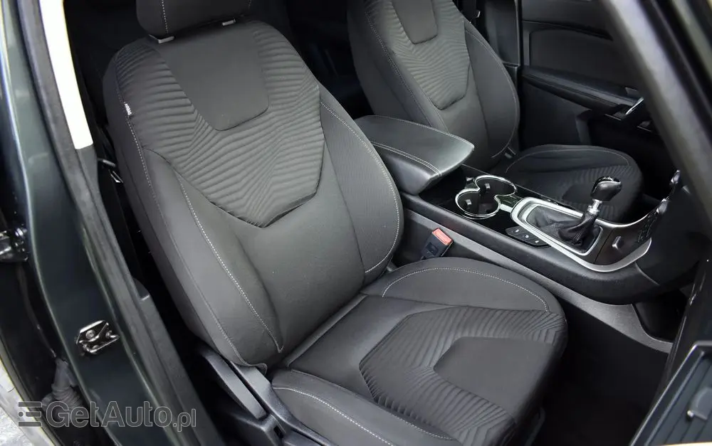 FORD S-Max 1.5 EcoBoost Titanium