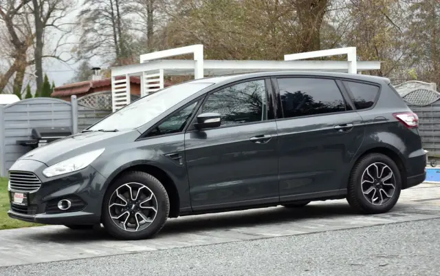 FORD S-Max 1.5 EcoBoost Titanium