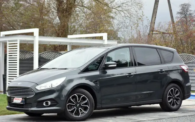 FORD S-Max 1.5 EcoBoost Titanium