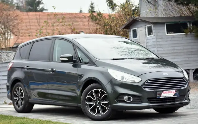 FORD S-Max 1.5 EcoBoost Titanium