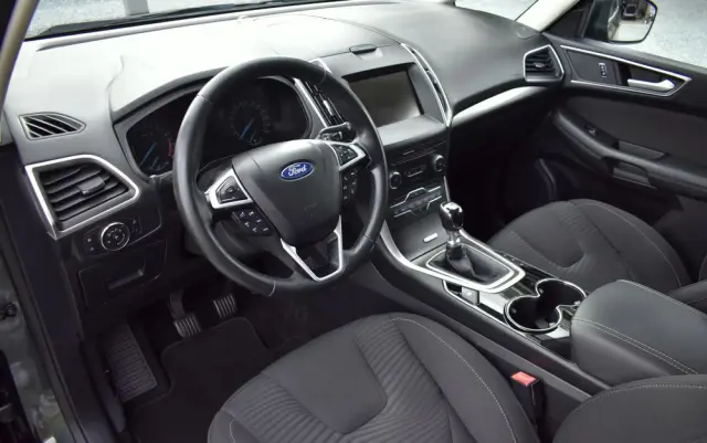 FORD S-Max 1.5 EcoBoost Titanium