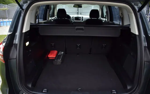 FORD S-Max 1.5 EcoBoost Titanium