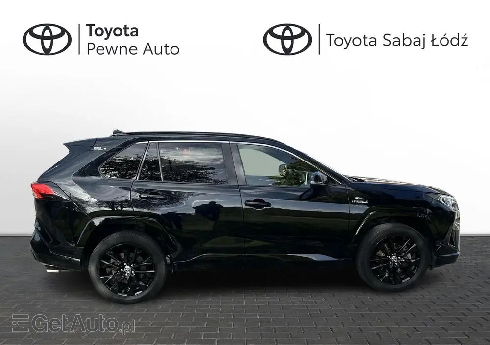 TOYOTA RAV4 2.5 Hybrid Black Edition by JBL 4x2