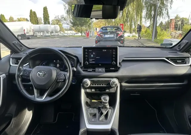 TOYOTA RAV4 2.5 Hybrid Black Edition by JBL 4x2