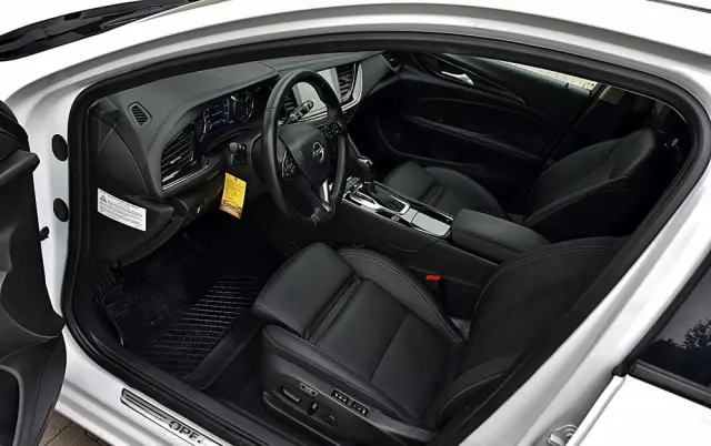 OPEL Insignia 2.0 BiTurbo 4x4 Innovation