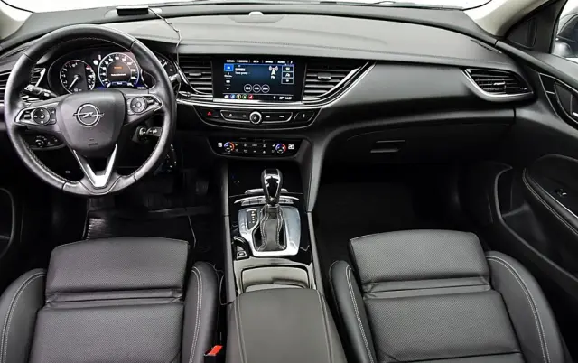 OPEL Insignia 2.0 BiTurbo 4x4 Innovation