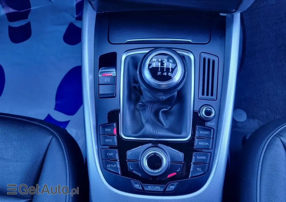 AUDI Q5 2.0 TDI Design