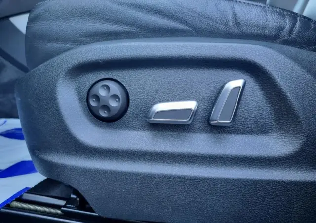 AUDI Q5 2.0 TDI Design