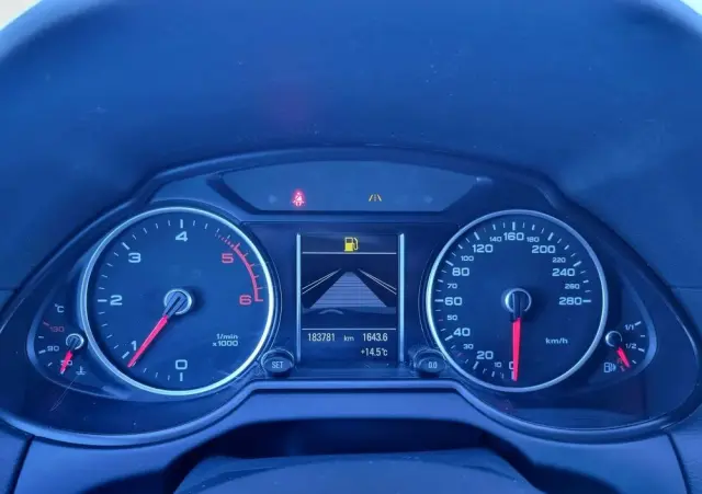 AUDI Q5 2.0 TDI Design