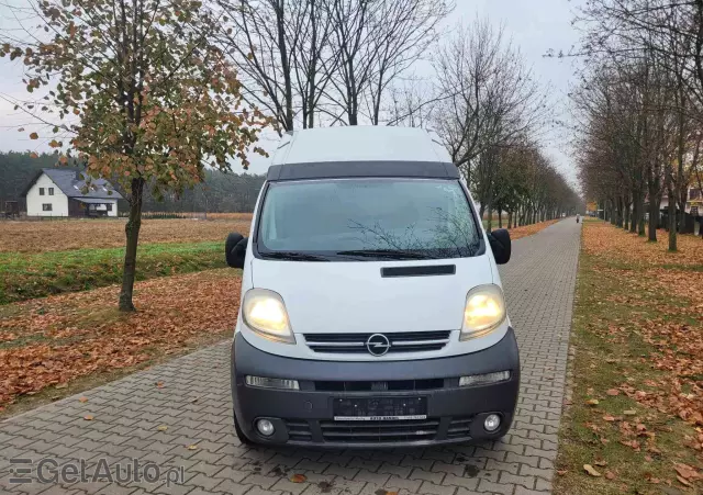 OPEL Vivaro 