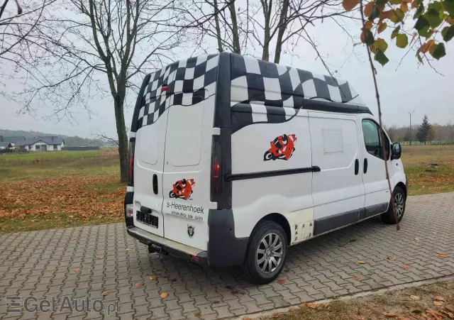 OPEL Vivaro 
