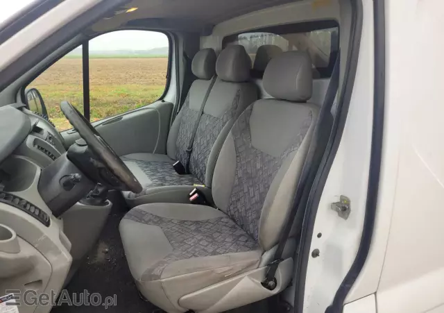 OPEL Vivaro 