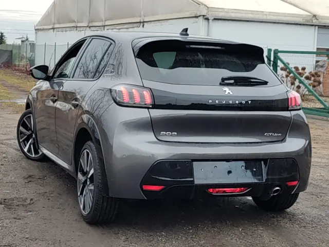 PEUGEOT 208 GT Line S&S Aut.