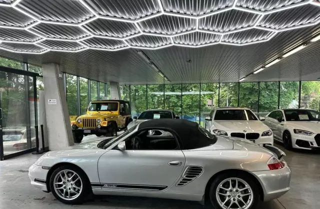 PORSCHE Boxster 