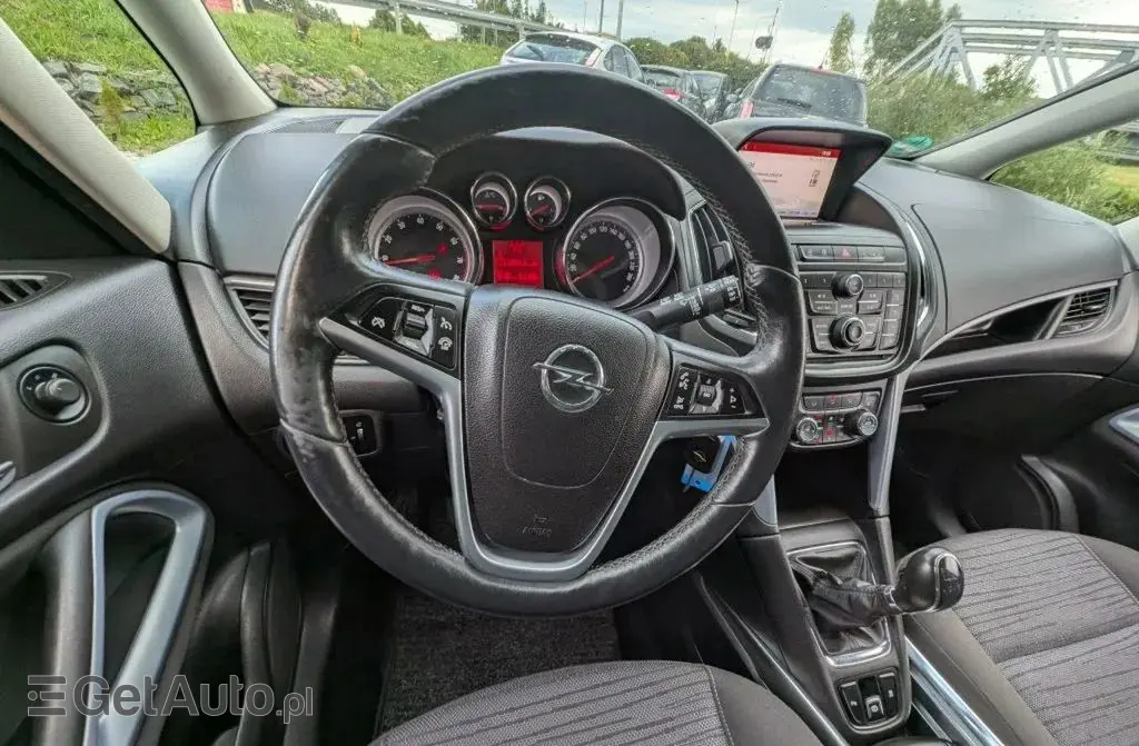 OPEL Zafira 