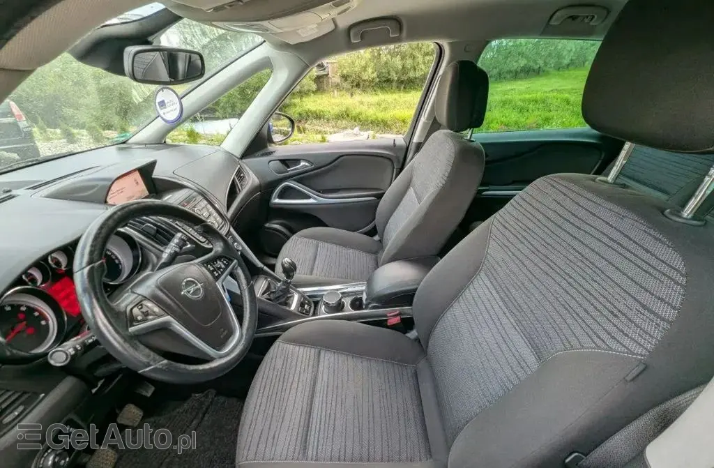 OPEL Zafira 