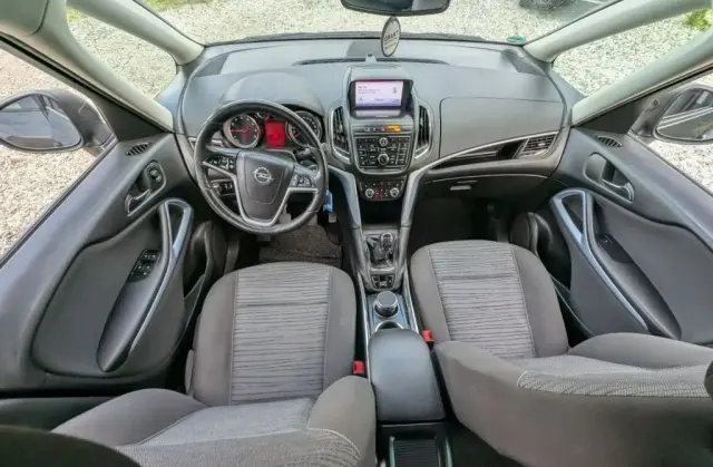 OPEL Zafira 