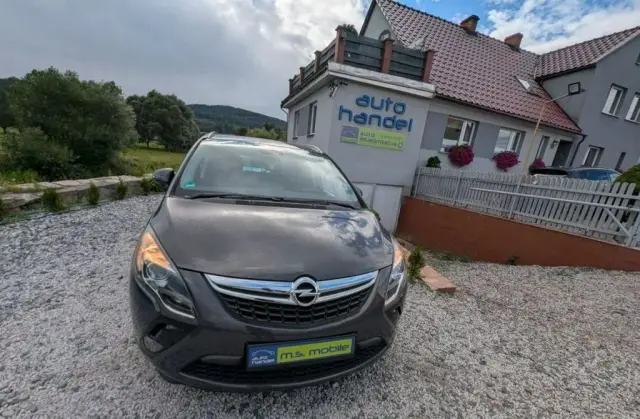 OPEL Zafira 