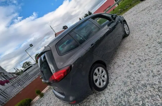 OPEL Zafira 