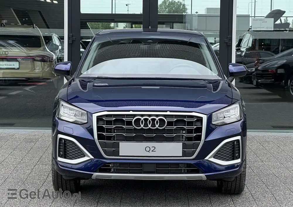 AUDI Q2 