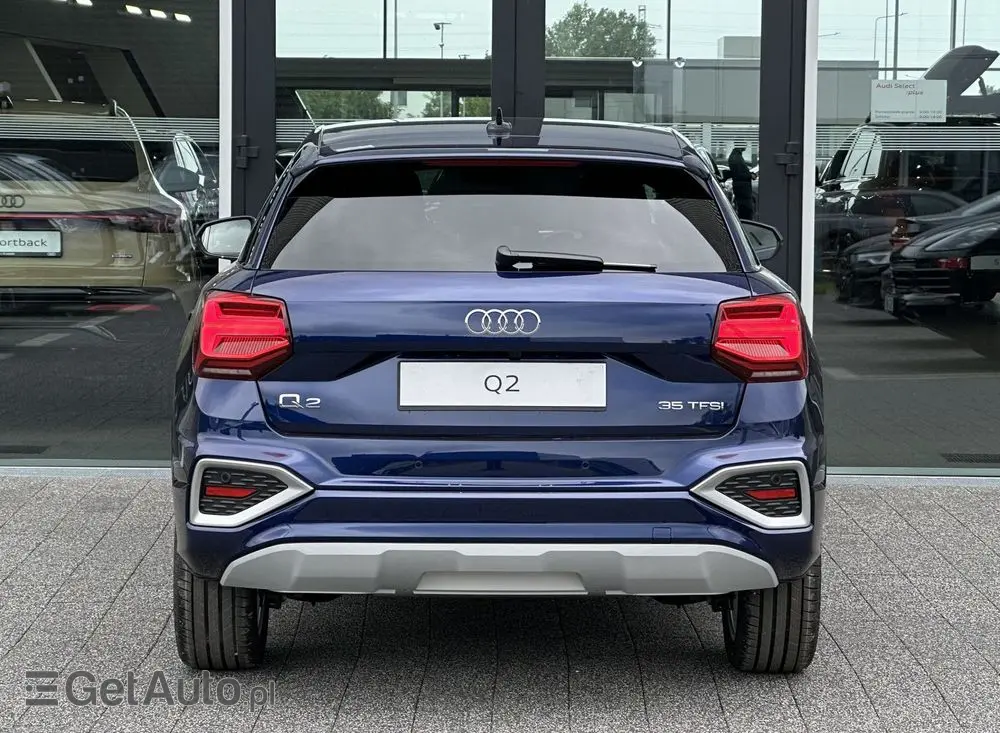 AUDI Q2 