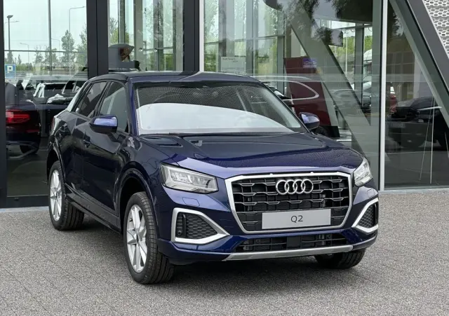AUDI Q2 