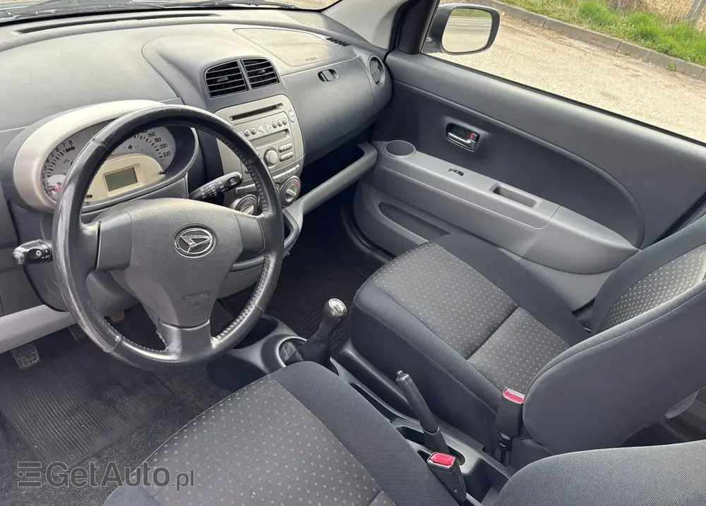 DAIHATSU Sirion 1.3
